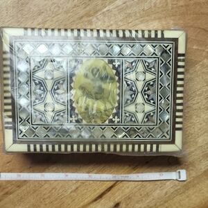 Black and White Mother of PEarl Jewrely Box New made in Egypt w/ Abu Sefin saint